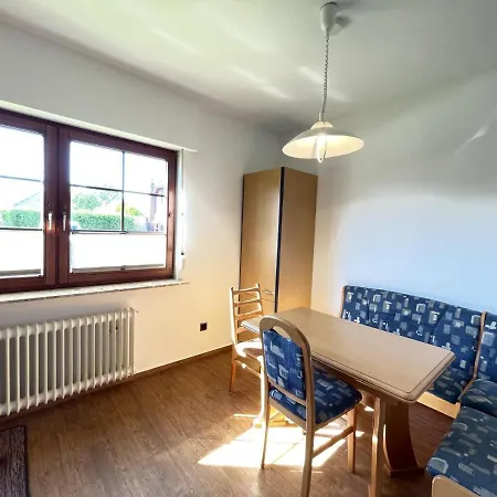 شقة Hus Raup-aantje بوركم