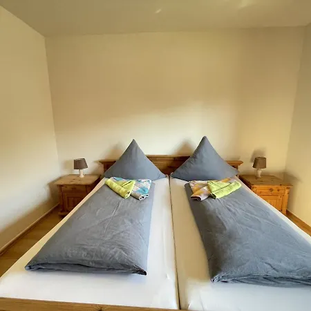 Hus Raup-aantje بوركم